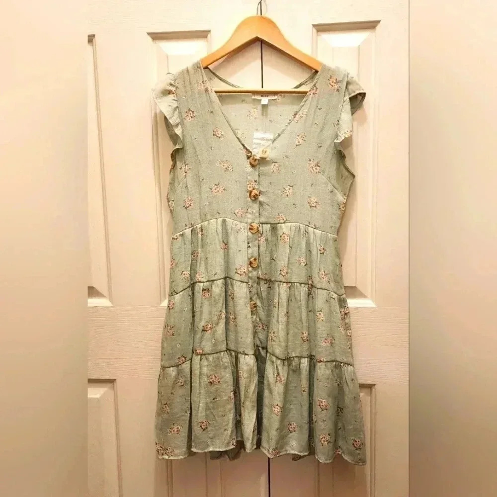 Mine Summer Above The Knee Dress - Size Small- NWT - 🪻🌻